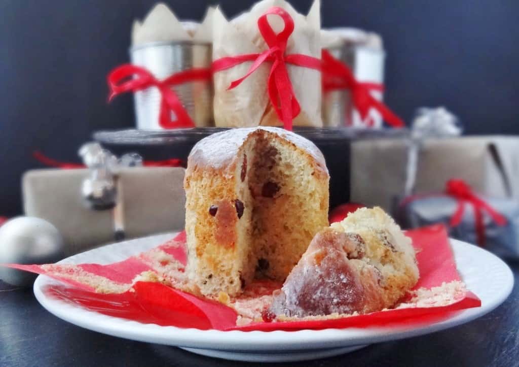 mini panettone with ginger and cranberry