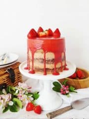 Strawberry, elderflower and almond layer cake