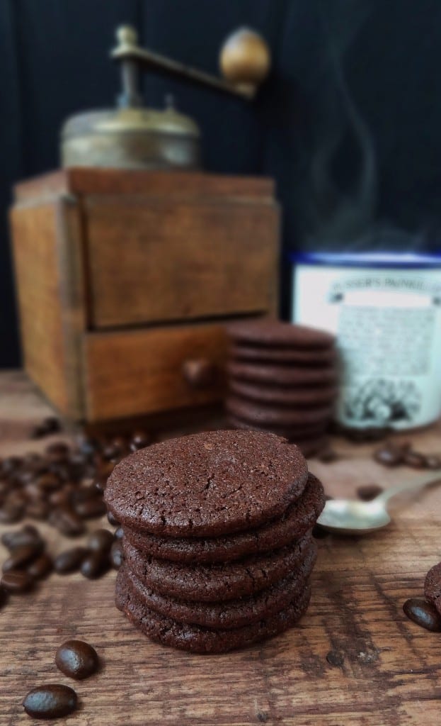 Chocolate coffee cardamom cookies - Domestic Gothess