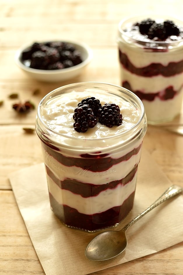 Creamy coconut milk and cardamom rice pudding with blackberry compote, vegan and lactose free - Domestic Gothess