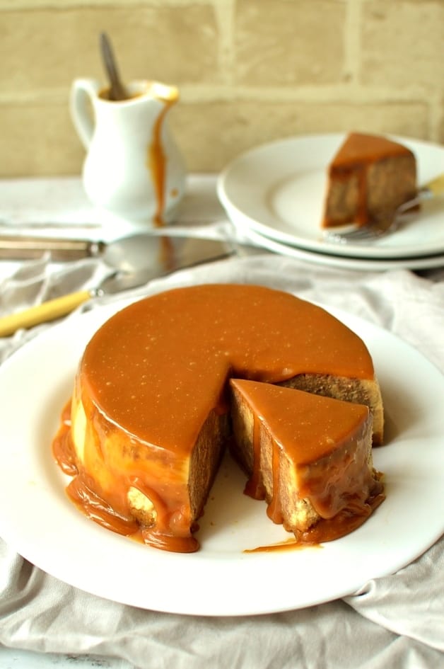 Chocolate caramel ginger baked cheesecake made in a slow cooker - Domestic Gothess