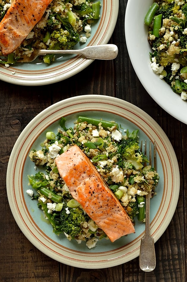 Warm quinoa, green lentil, kale and feta salad with salmon - Domestic Gothess