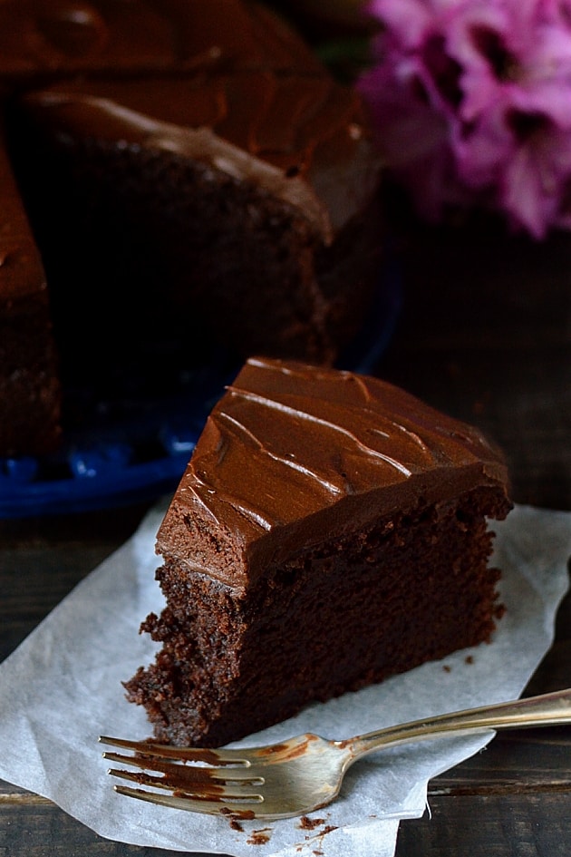 Intense chocolate stout cake with stout ganachde (Guinness chocolate cake)