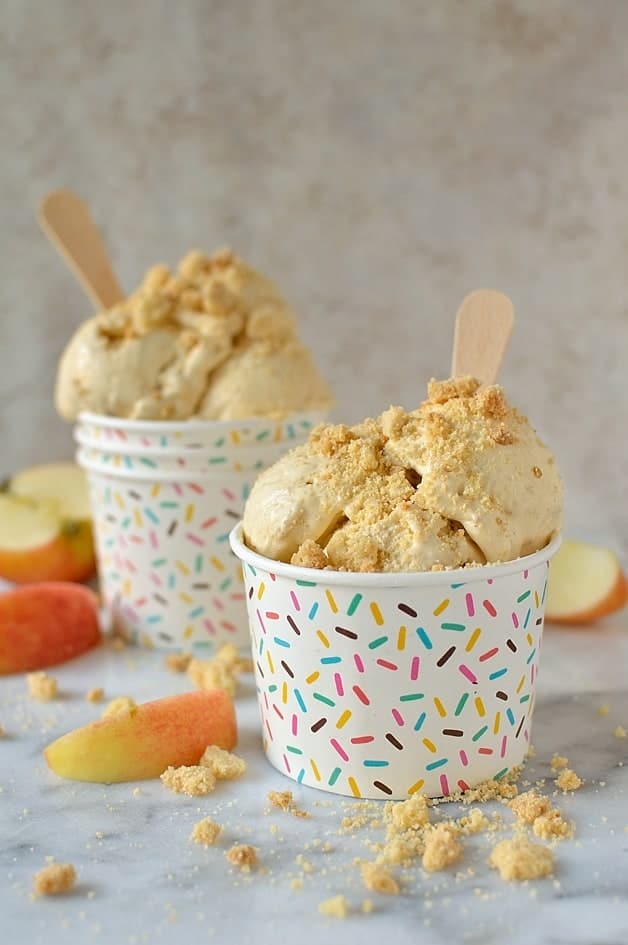 delicious apple crumble/pie ice cream