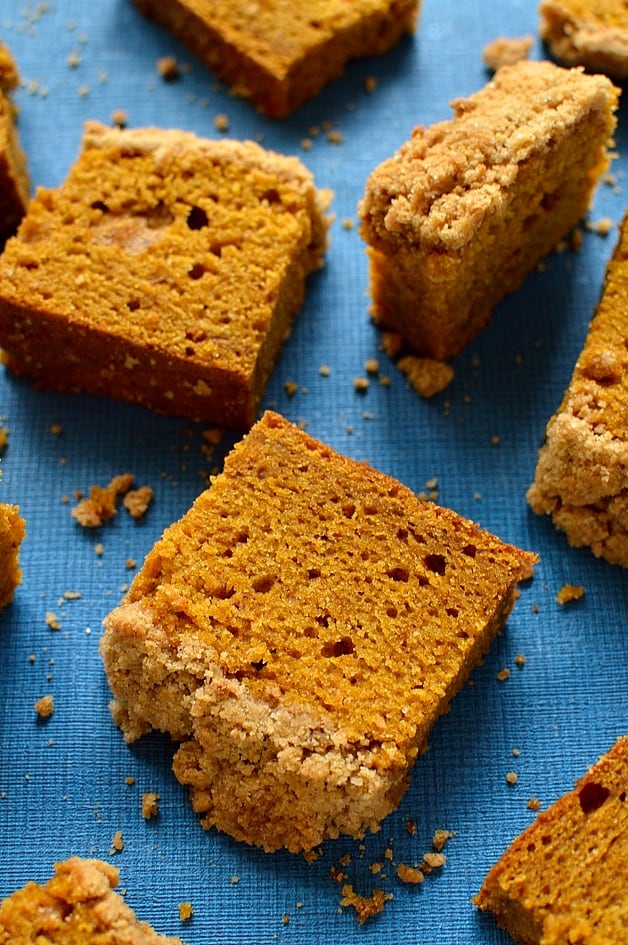 Soft, moist pumpkin spice cake with a crunchy streusel topping; easy to make and utterly delicious!