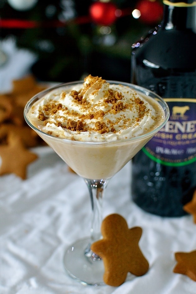 Gingerbread latte martini made with Feeney's Irish Cream and homemade gingerbread syrup; the ideal Christmas cocktail!