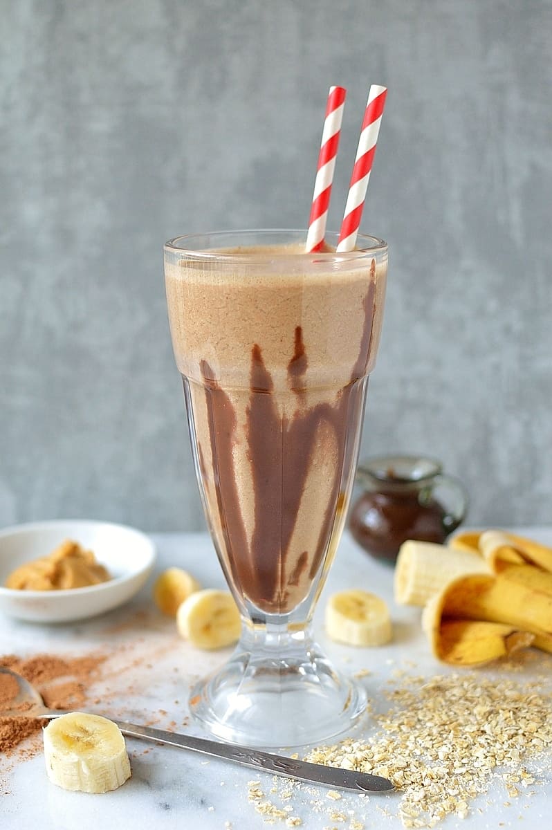 Chocolate peanut butter banana breakfast smoothie - nutritious, filling and delicious!