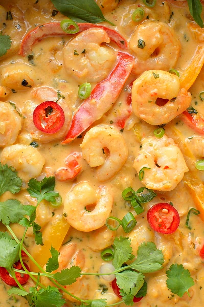 Prawns in an easy Thai coconut sauce - shrimp and peppers in a creamy, flavourful Thai-style coconut sauce.