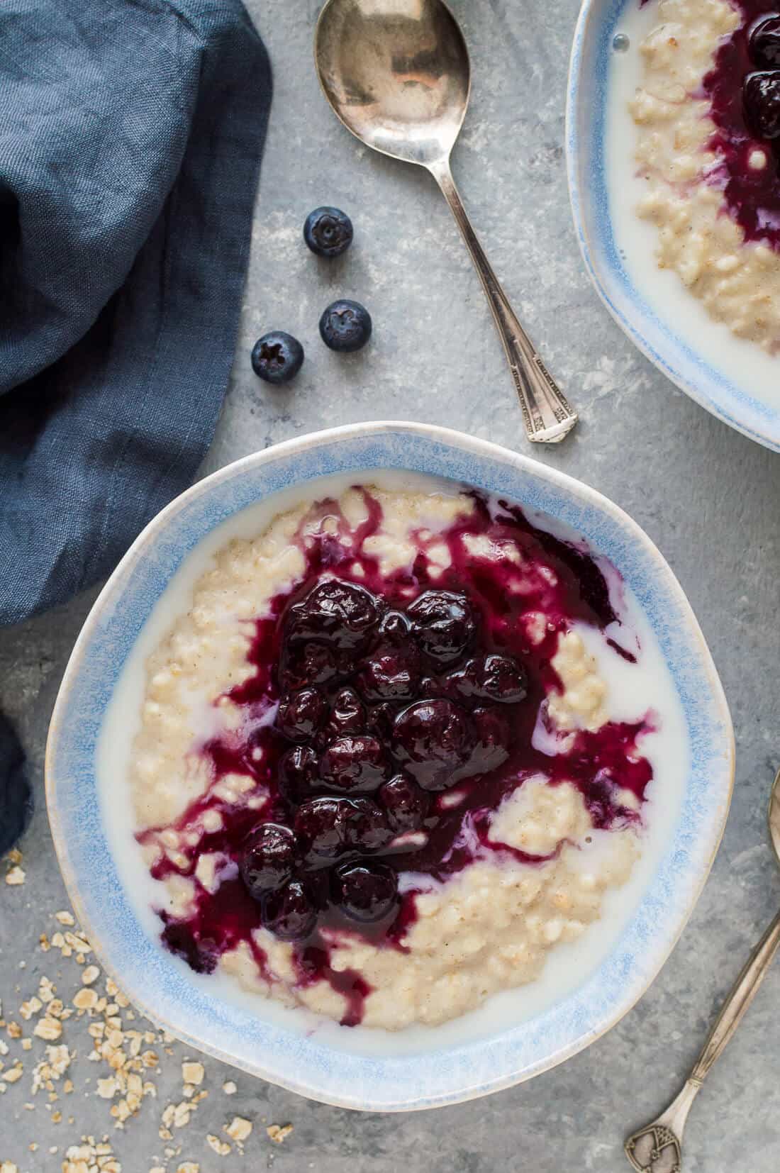 Banana Porridge With Blueberry Compote - Domestic Gothess