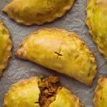 Curried vegetable pasties – vegan pasties filled with curried vegetables and chickpeas, perfect for picnicking! #vegan #baking #pastry