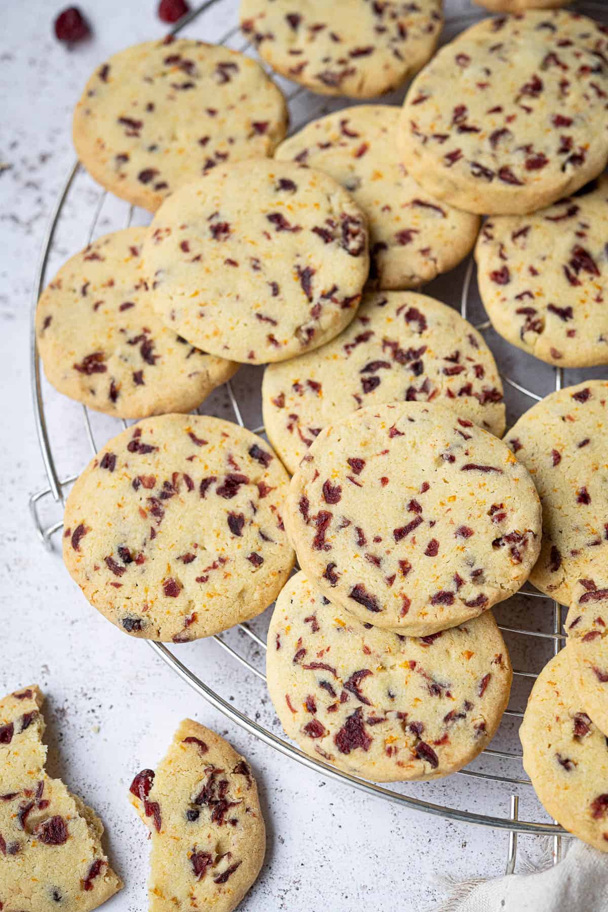 Close up of vegan cranberry orange shortbread cookies.