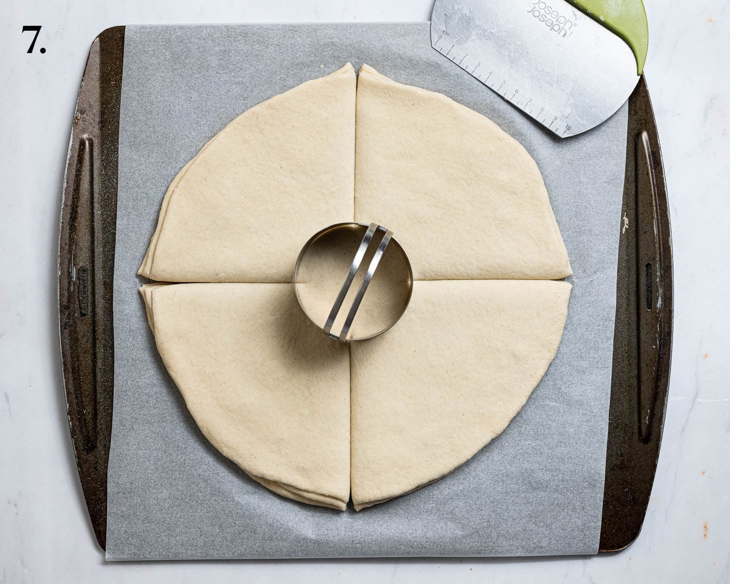 Step 7, the dough divided into quarters.